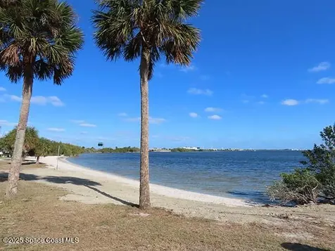 1325 Johns Circle Merritt Island FL 32952