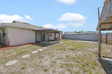 1325 Johns Circle Merritt Island FL 32952