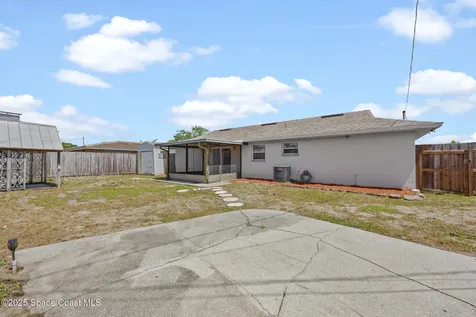 1325 Johns Circle Merritt Island FL 32952