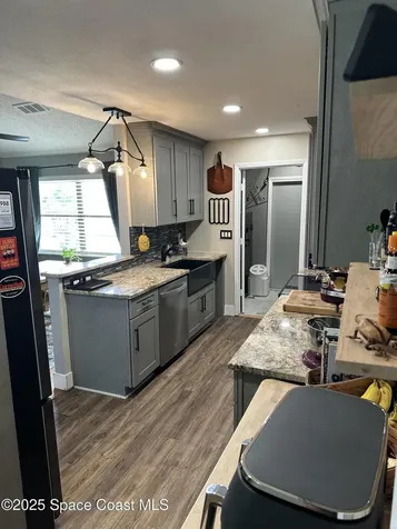 705 Hamm Street NW Palm Bay FL 32907