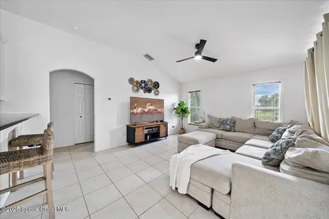 2933 Anjar Avenue SW Palm Bay FL 32908