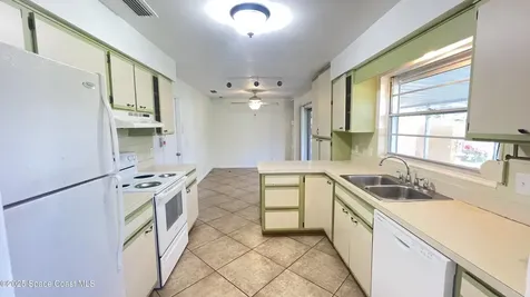 4845 Santa Rosa Avenue Titusville FL 32780
