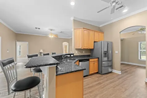 5680 Seminole Street Mims FL 32754