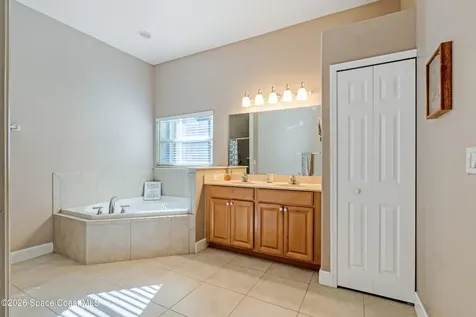 5680 Seminole Street Mims FL 32754