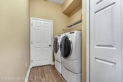 5680 Seminole Street Mims FL 32754