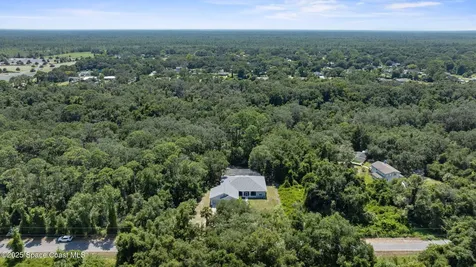 5680 Seminole Street Mims FL 32754