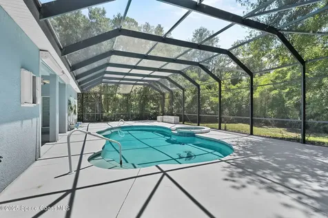 5680 Seminole Street Mims FL 32754