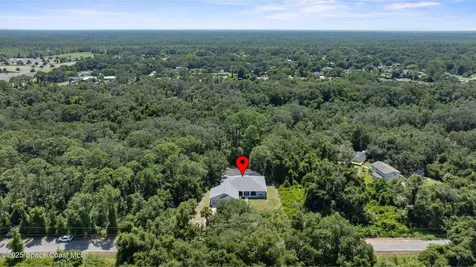 5680 Seminole Street Mims FL 32754