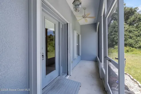 5680 Seminole Street Mims FL 32754