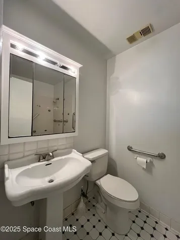 1015 Ashley Avenue Indian Harbour Beach FL 32937