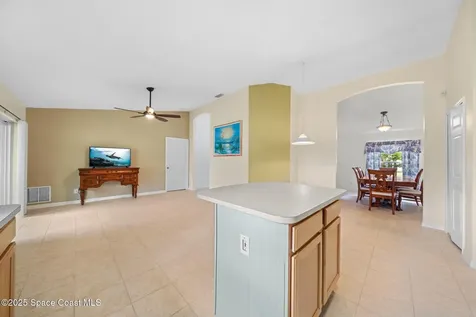 990 Sablon Street SE Palm Bay FL 32909