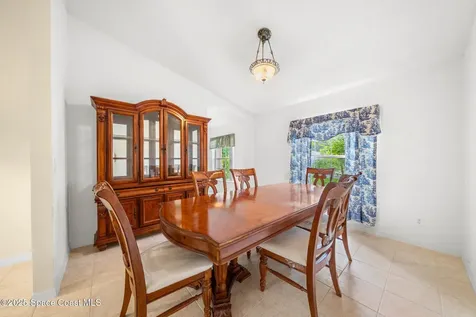 990 Sablon Street SE Palm Bay FL 32909