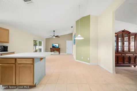 990 Sablon Street SE Palm Bay FL 32909