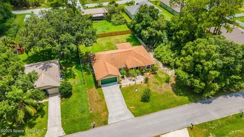 990 Sablon Street SE Palm Bay FL 32909