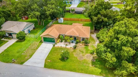990 Sablon Street SE Palm Bay FL 32909
