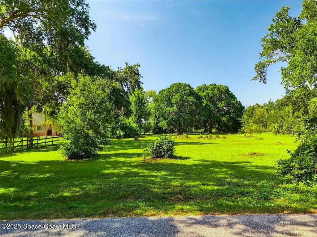 3345 Carter Road Mims FL 32754