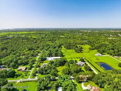 3345 Carter Road Mims FL 32754