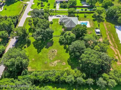 3345 Carter Road Mims FL 32754