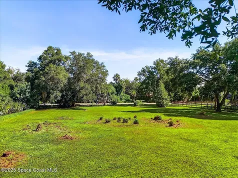 3345 Carter Road Mims FL 32754
