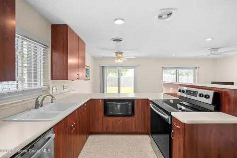 270 W Lauren Court Merritt Island FL 32952