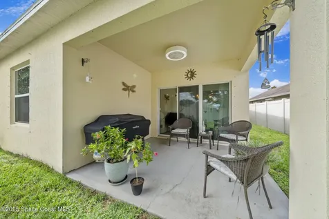 145 Breakaway Trail Titusville FL 32780