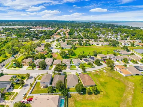 145 Breakaway Trail Titusville FL 32780