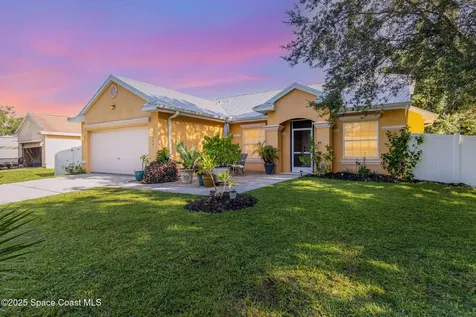 1541 Republic Street SE Palm Bay FL 32909