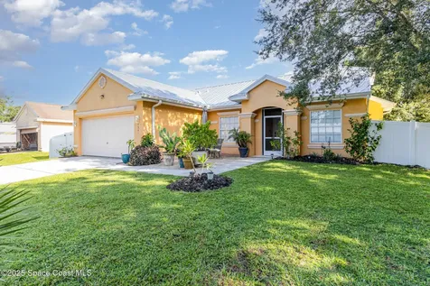 1541 Republic Street SE Palm Bay FL 32909