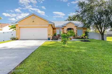 1541 Republic Street SE Palm Bay FL 32909