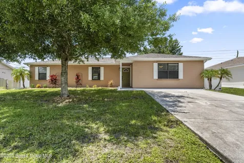 1370 Elmira Avenue NW Palm Bay FL 32907