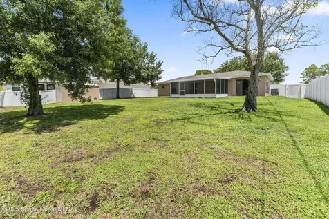 1370 Elmira Avenue NW Palm Bay FL 32907