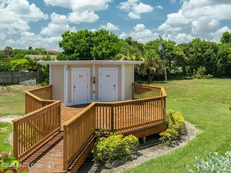 105 La Costa Street Melbourne Beach FL 32951