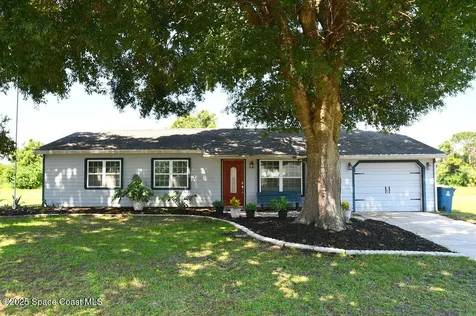 1410 Carr Circle NE Palm Bay FL 32905