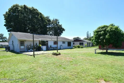1410 Carr Circle NE Palm Bay FL 32905