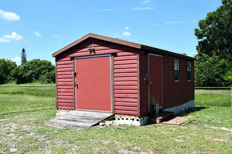 1410 Carr Circle NE Palm Bay FL 32905
