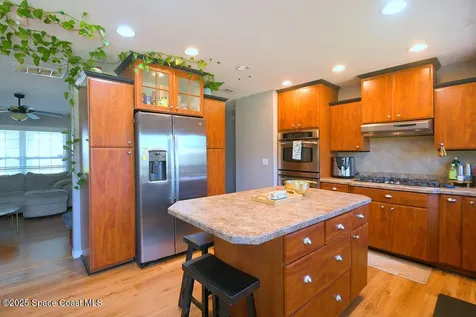 1410 Carr Circle NE Palm Bay FL 32905