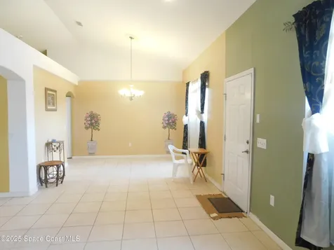 270 Olsmar Street SW Palm Bay FL 32908