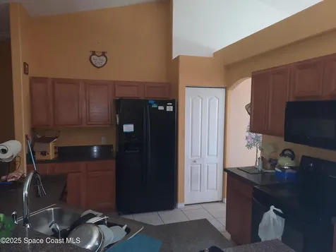 270 Olsmar Street SW Palm Bay FL 32908