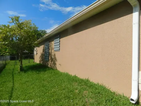 270 Olsmar Street SW Palm Bay FL 32908