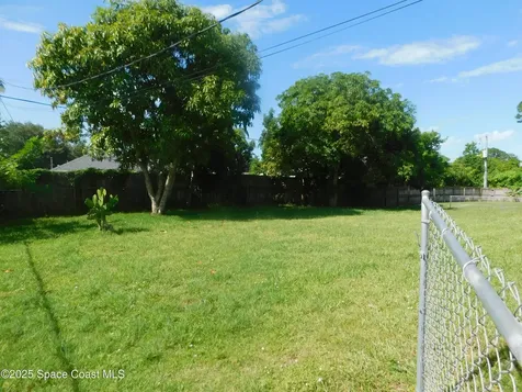 270 Olsmar Street SW Palm Bay FL 32908