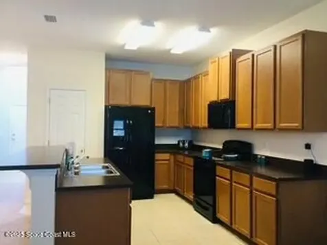 2590 Revolution Street Melbourne FL 32935