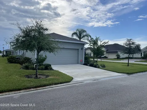 1495 Bruntsfield Terrace Vero Beach FL 32966