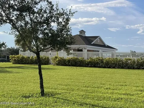 1495 Bruntsfield Terrace Vero Beach FL 32966