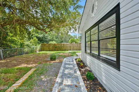 1665 Saratoga Drive Titusville FL 32796