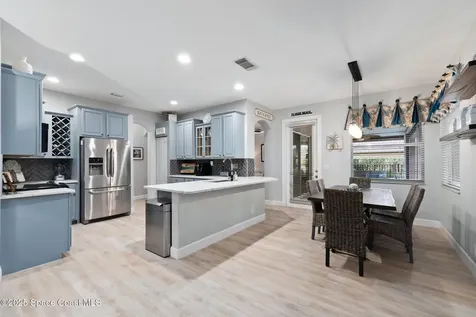 5828 NW Windy Pines Lane Port St. Lucie FL 34986