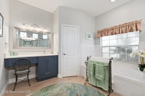 5828 NW Windy Pines Lane Port St. Lucie FL 34986