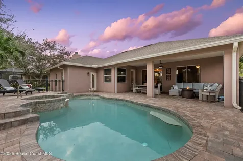 5828 NW Windy Pines Lane Port St. Lucie FL 34986