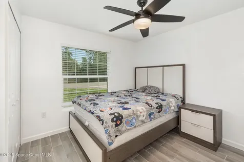 1534 Pine Street Orlando FL 32824