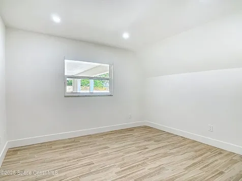 128 S Montgomery Avenue Deland FL 32720