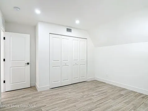 128 S Montgomery Avenue Deland FL 32720